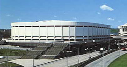 CINCINNATI_RIVERFRNT_COLISEUM