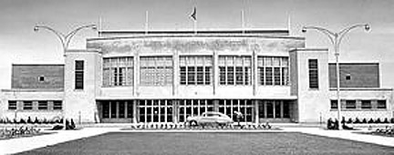 KITCHENER_MEMORIAL_AUDITORIUM