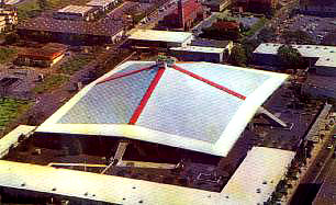 SEATTLE_CENTER_COLISEUM