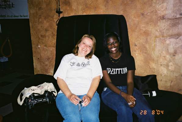 Bonnie and Janessa.JPG