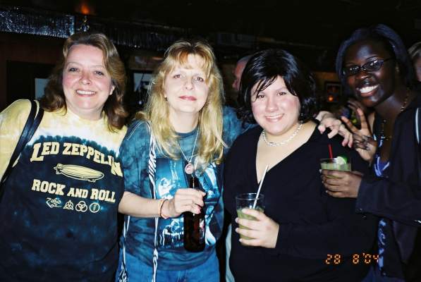 Bonnie, Patti, Kat.JPG